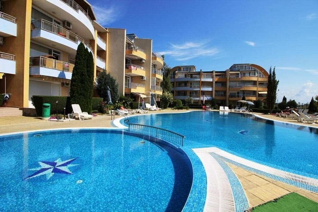 Фото Lucky Ravda Apartments 3*