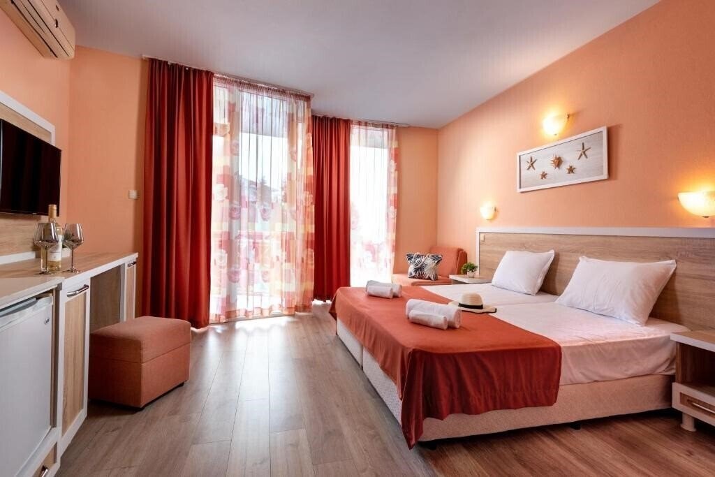 Фото Copacabana 3*