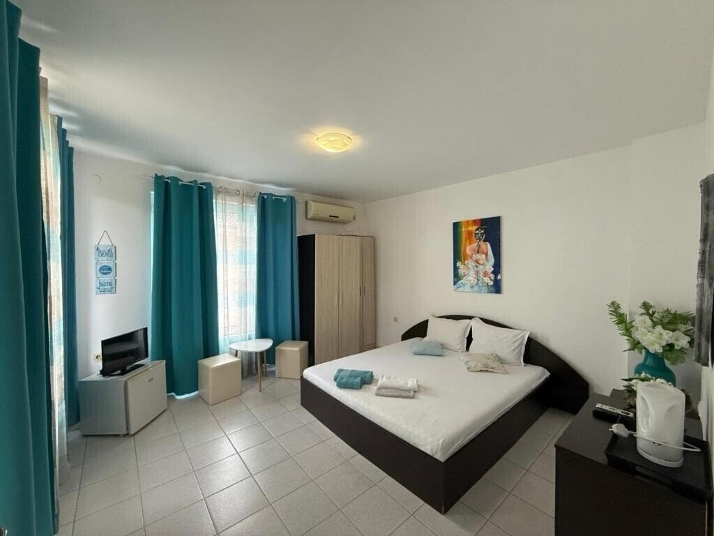 Фото Hotel Zora by TM 2*