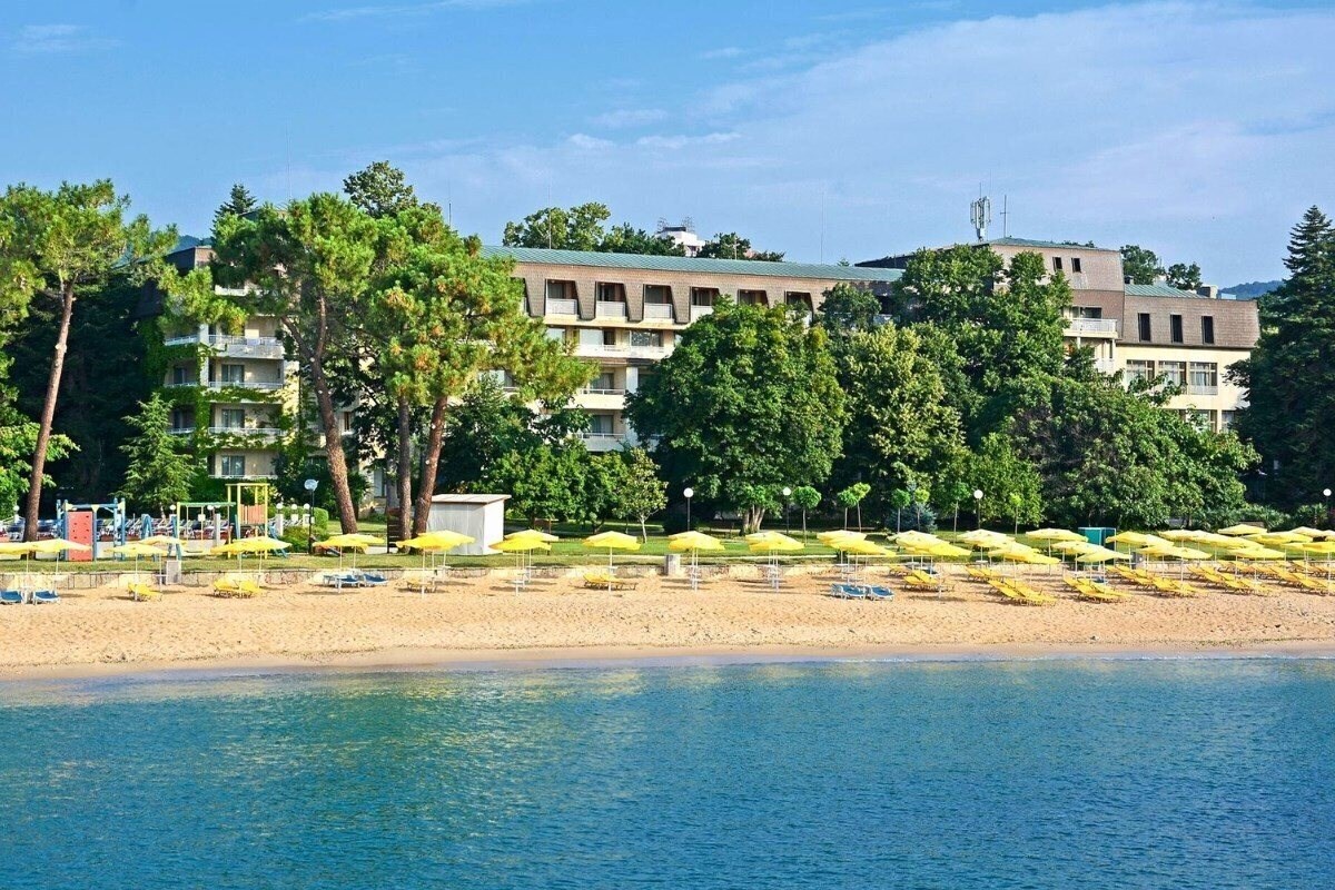 Отель HVD Lotos (ex. Lotos Riviera) 4*