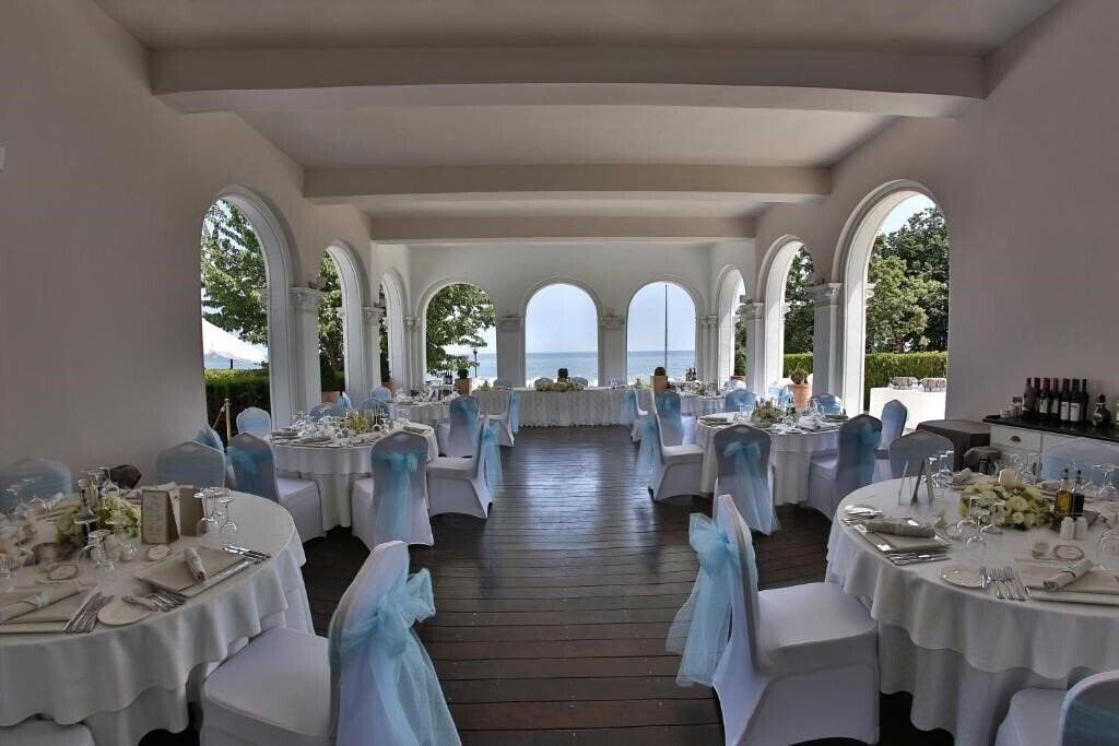 Картинка Oasis 4*