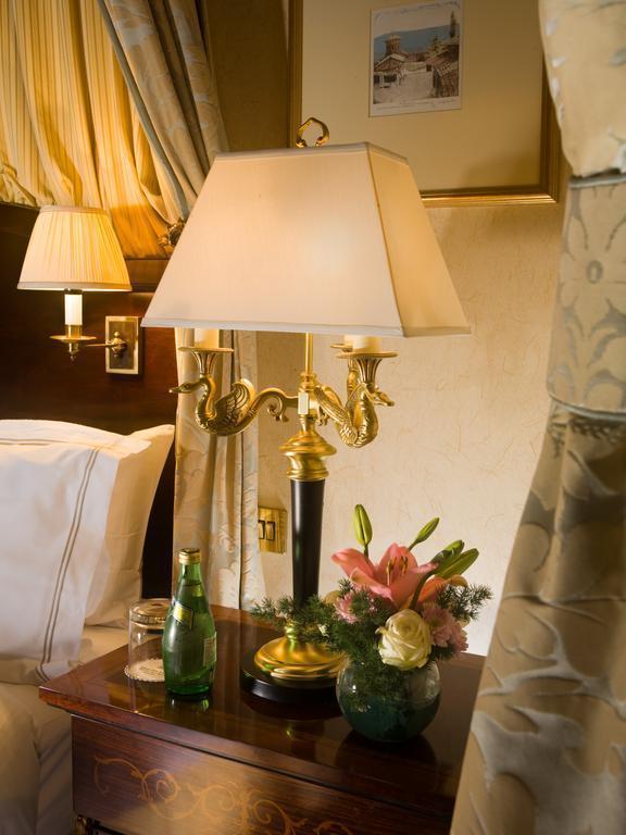 Фото Sofia Hotel Balkan (ex. Sheraton Sofia Hotel Balkan) 5*