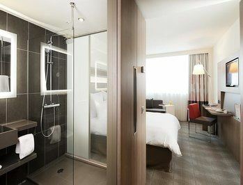 Готель Novotel Sofia 4*