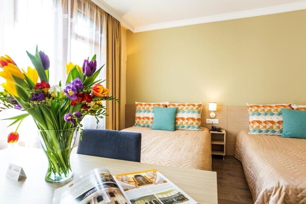 Фото Geneva 4*