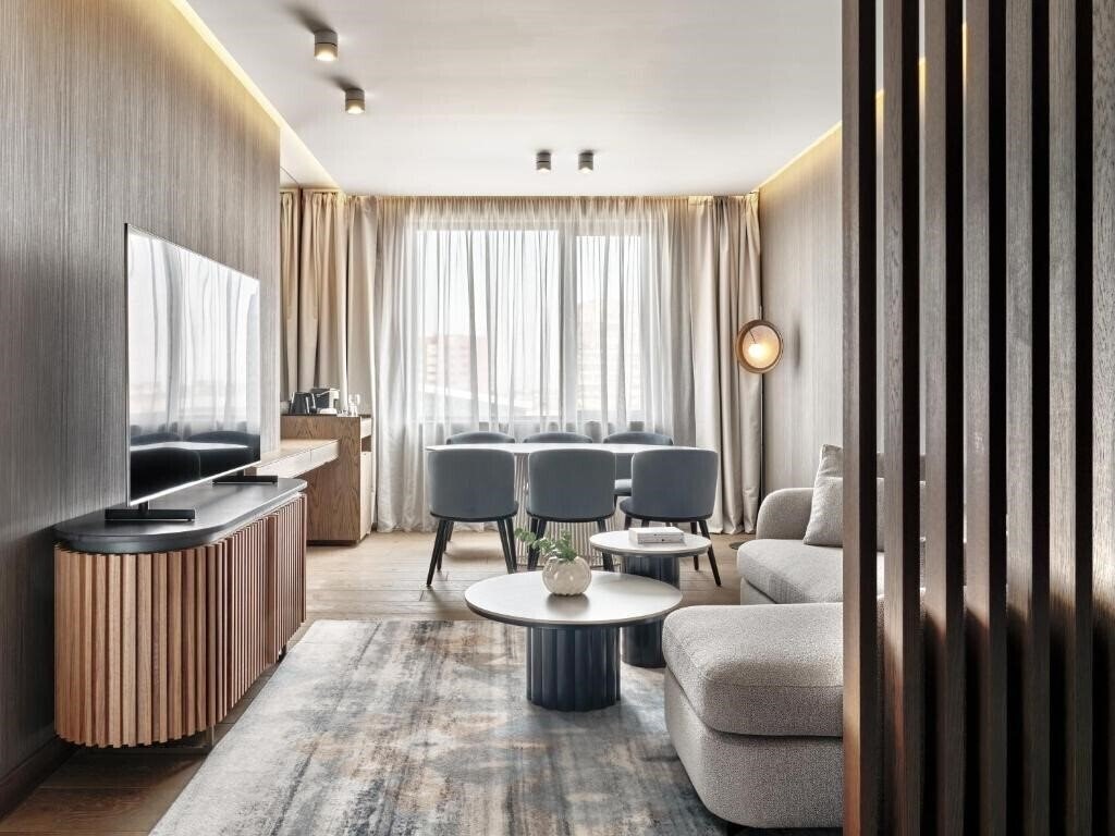 Картинка Holiday Inn 5*