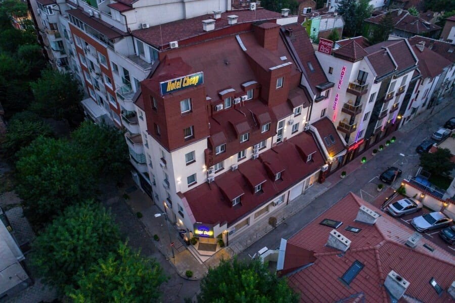 Готель Cheap 2*