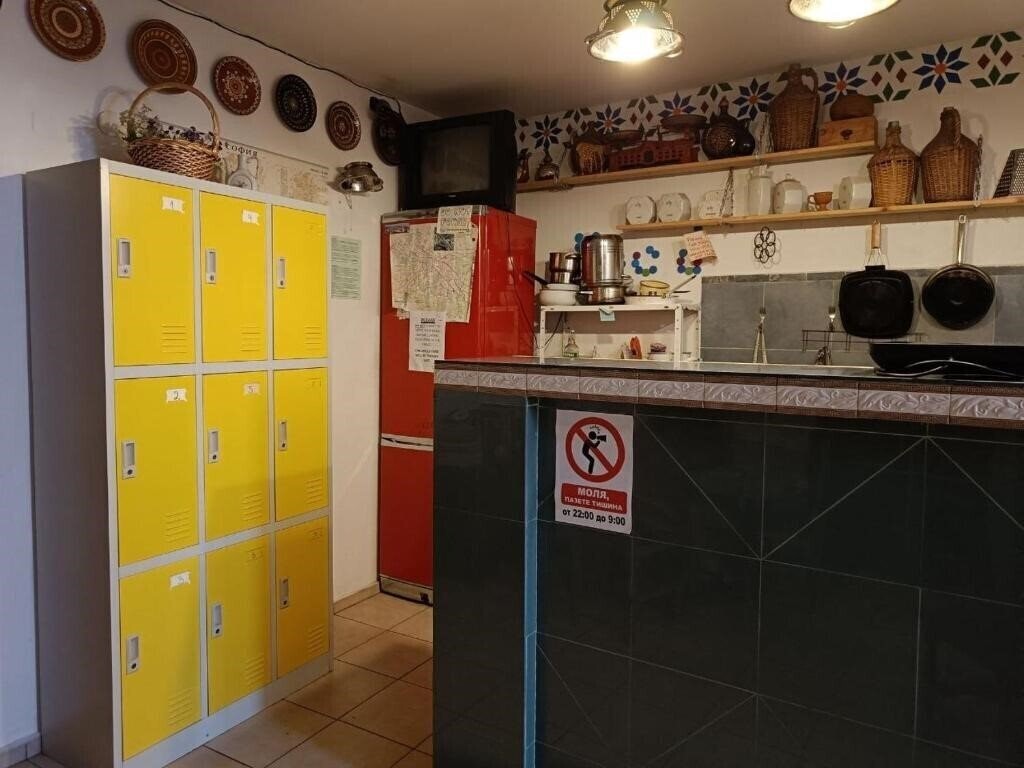 Фотографія 10 Coins Hostel Sofia 1*
