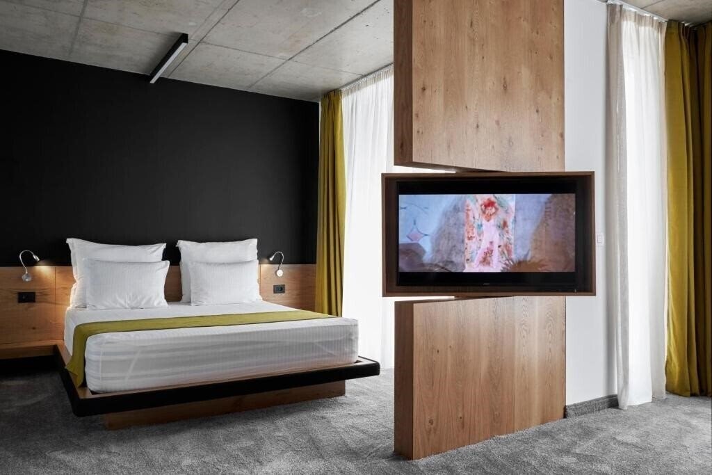 Фотографія Adella Boutique Hotel 4*