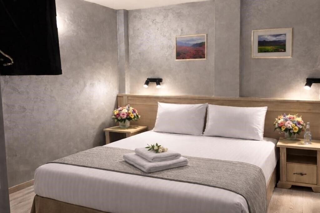 Готель Hotel Aris 3*