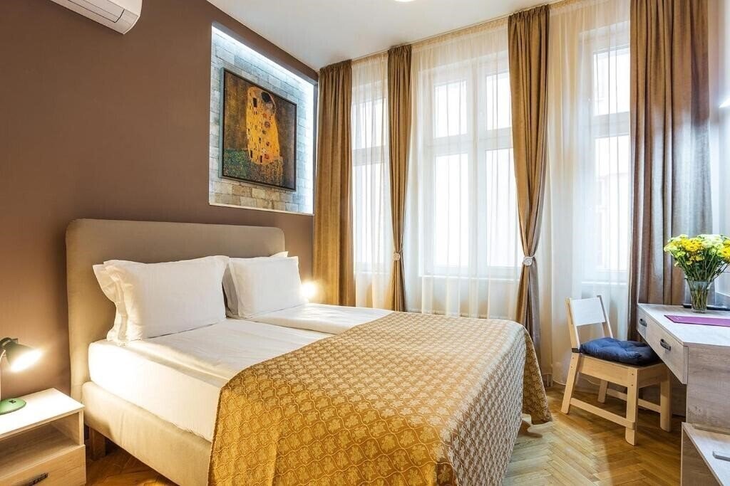 Изображение Hotel Sofia Place 3*