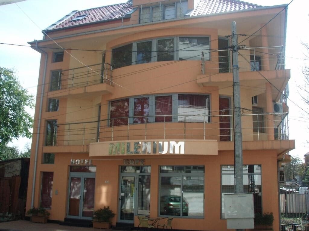 Отель Hotel “Milenium“ 3*