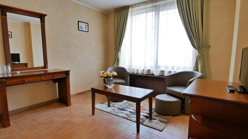 Картинка Central West Hotel 3*