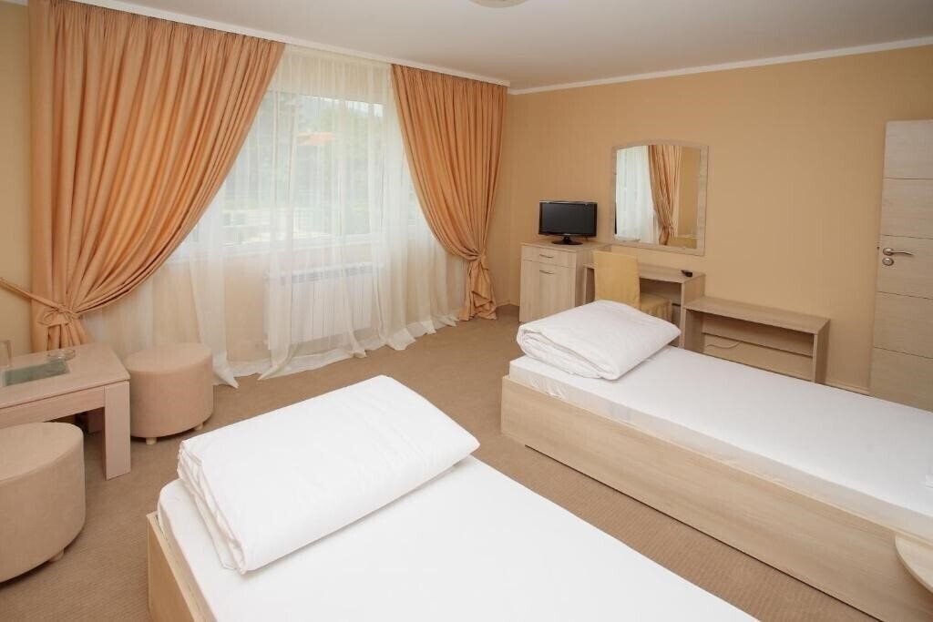 Готель Family Hotel Diana 3*