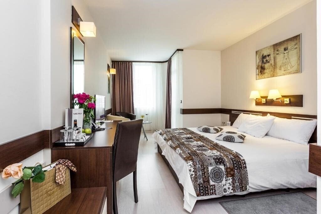 Зображення Grami 4*