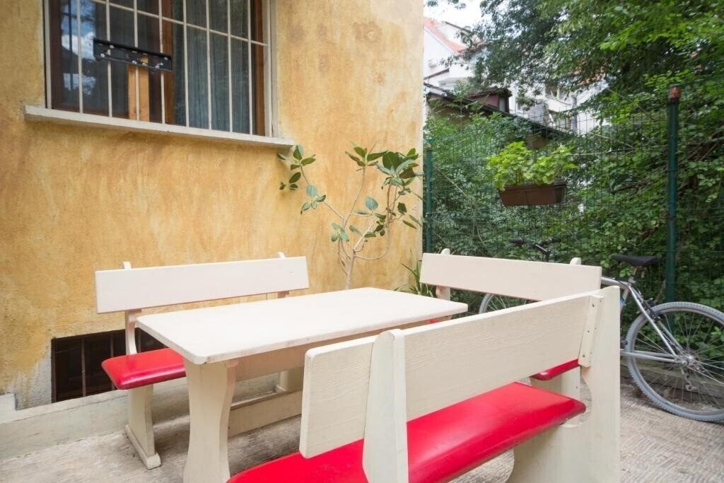 Фотография Peter Pan House Guest House гостиный двор