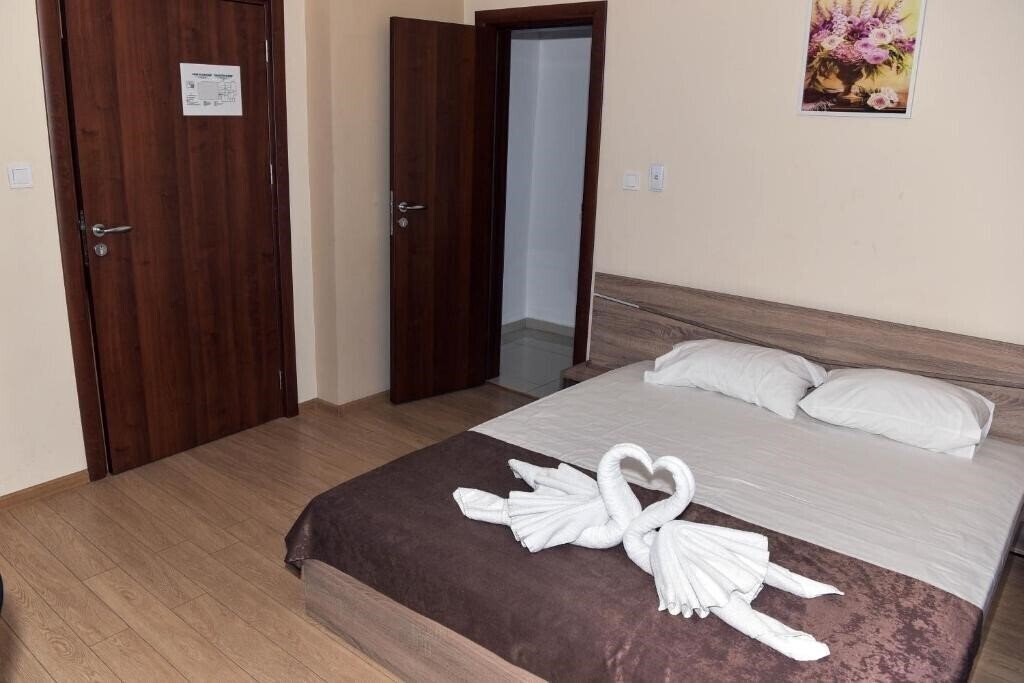 Фотография Twain Apart&Rooms 3*
