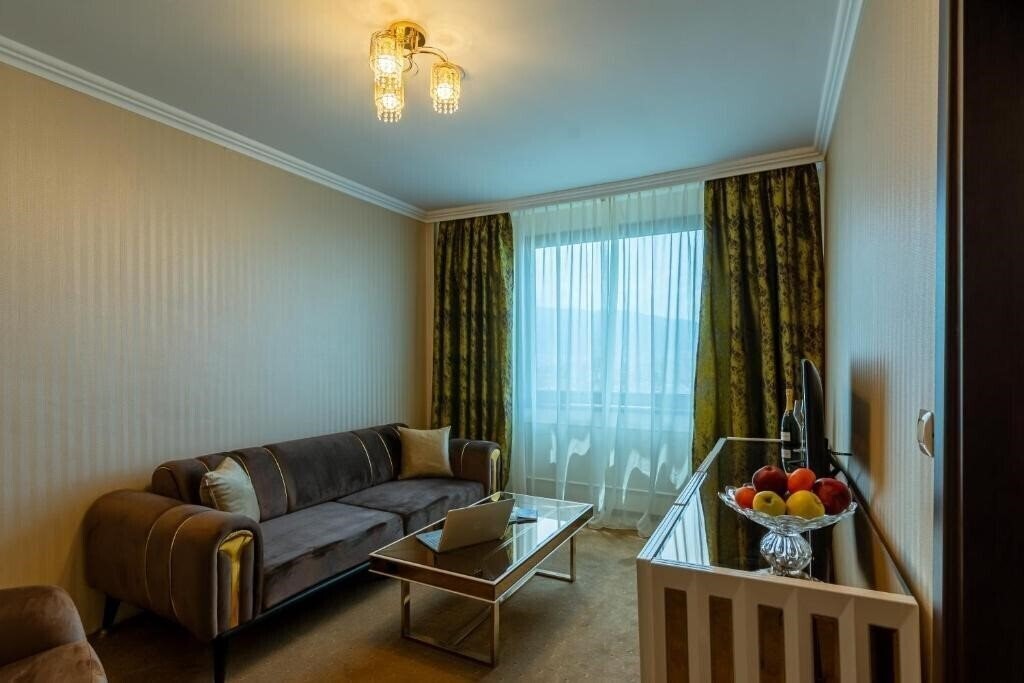 Картинка Astoria Grand Hotel 4*