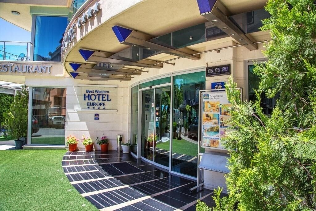 Отель Europe Hotel Sofia 4*