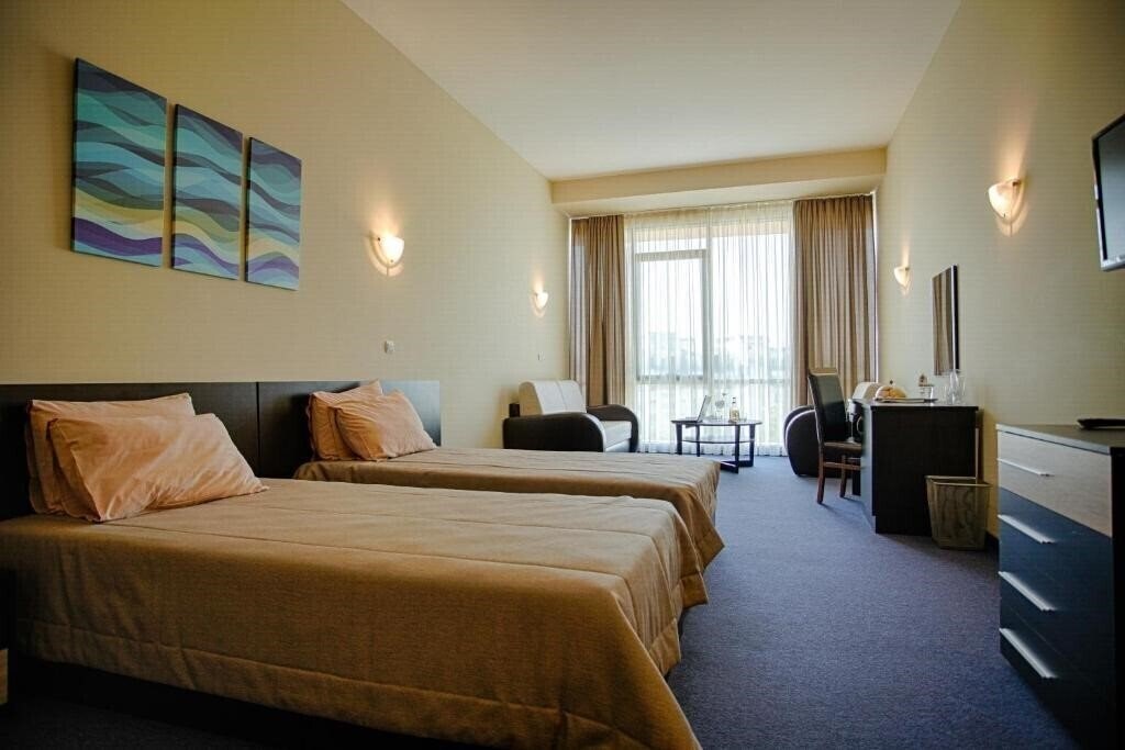 Зображення Hemus 3*