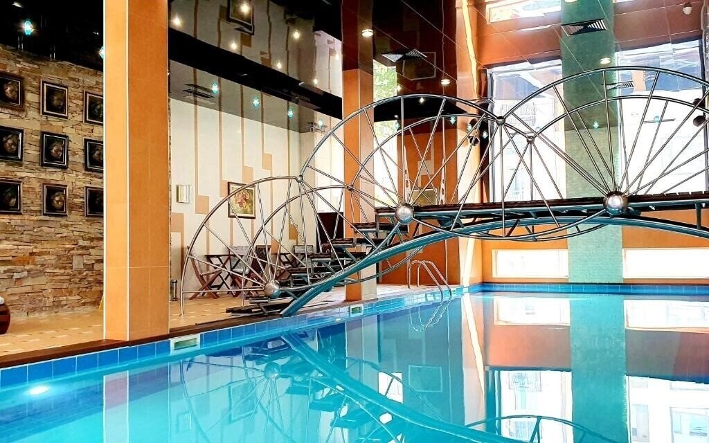 Отель Anel 5*