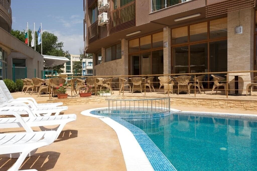 Изображение Sea Breeze 3*