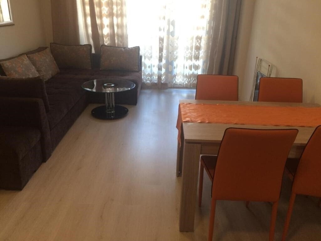 Фотографія Admiral Plaza Apartments 3*