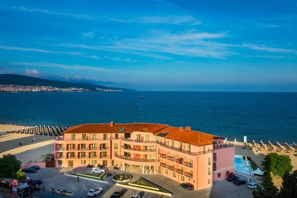 Готель Dune Beach Boutique 4*