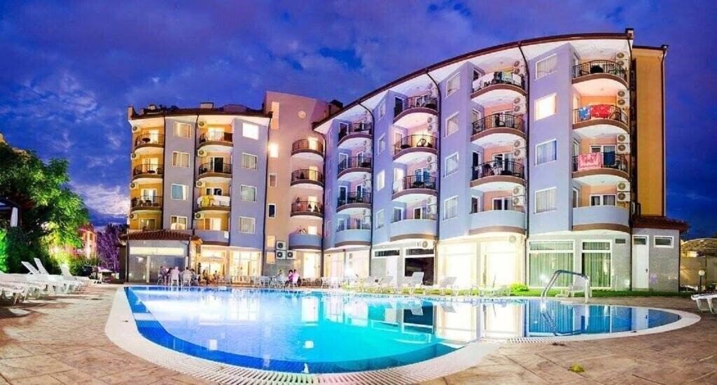Готель Sunny Beauty Palace 4*