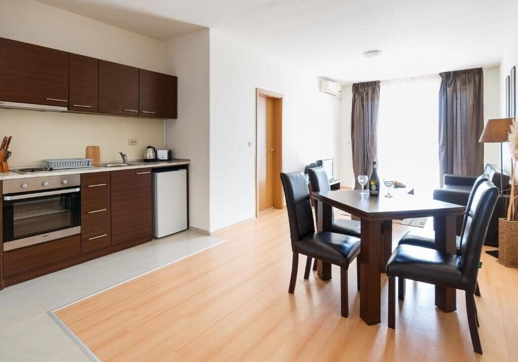 Зображення New Line Village 3*