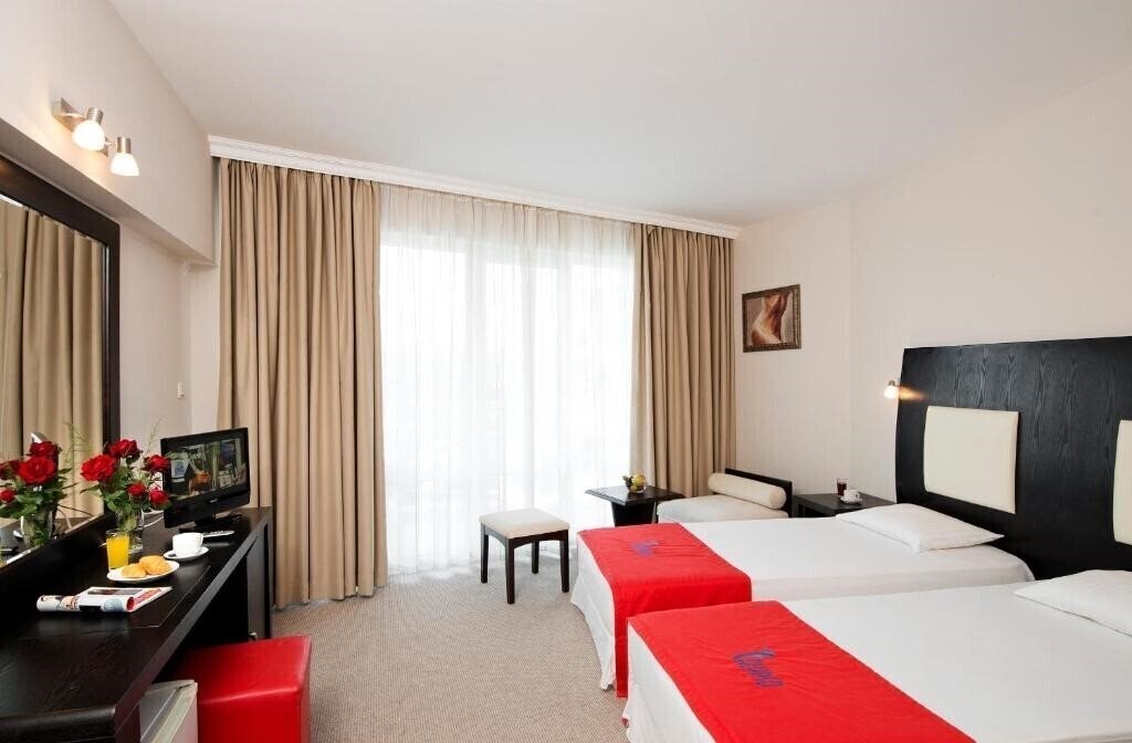 Фото Calypso Sunny Beach 3*