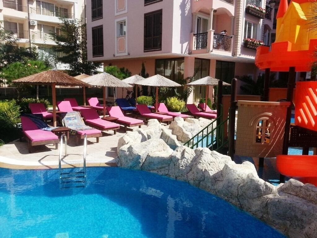 Картинка Romance Marine Aparthotel 4*