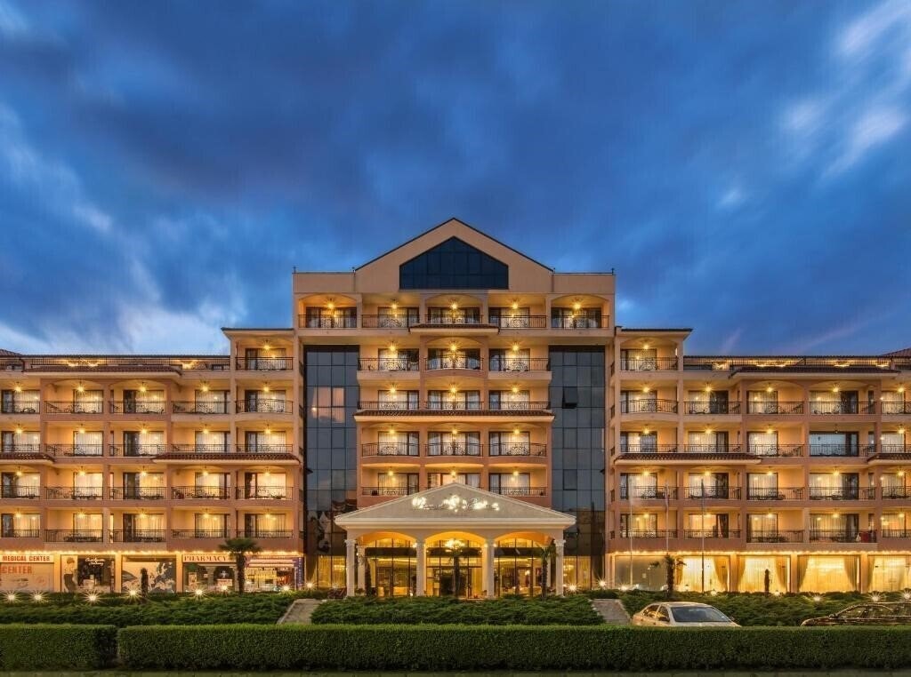 Готель Diamant Residence Hotel & Spa 4*