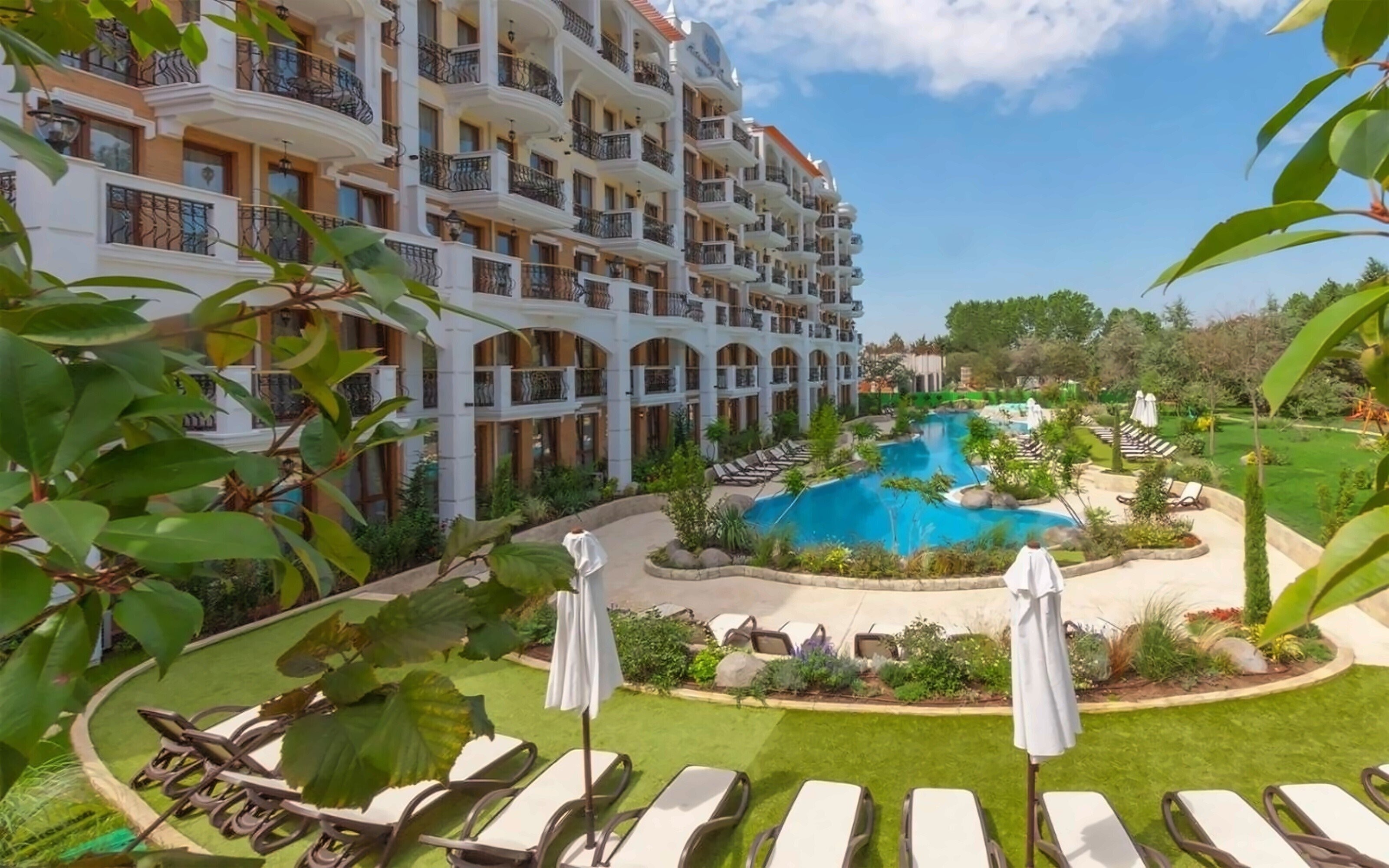 Картинка Harmony Suite 1 2*