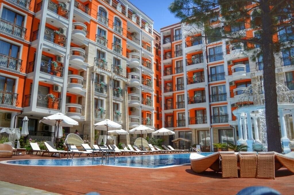 Отель Harmony Palace 4*
