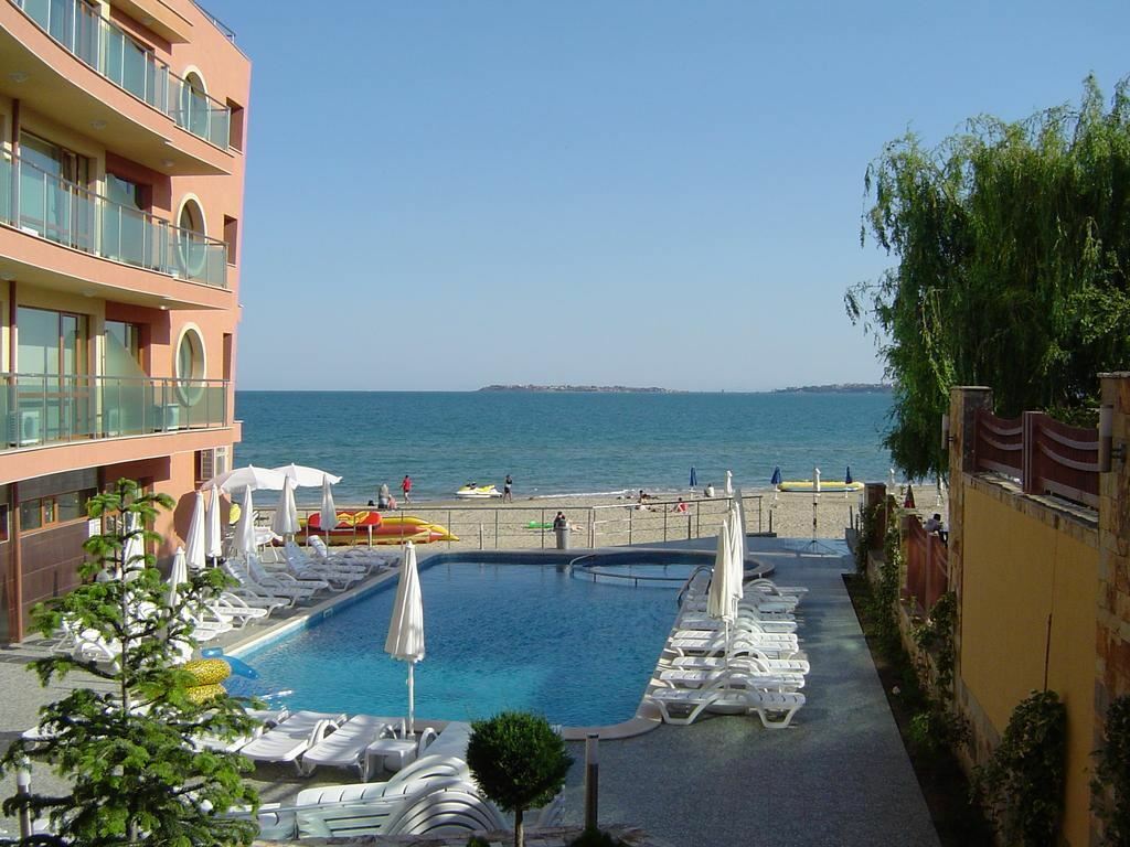 Готель Sunny Bay Apart 3*
