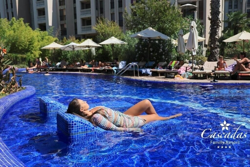 Картинка Cascadas Apartments 3*