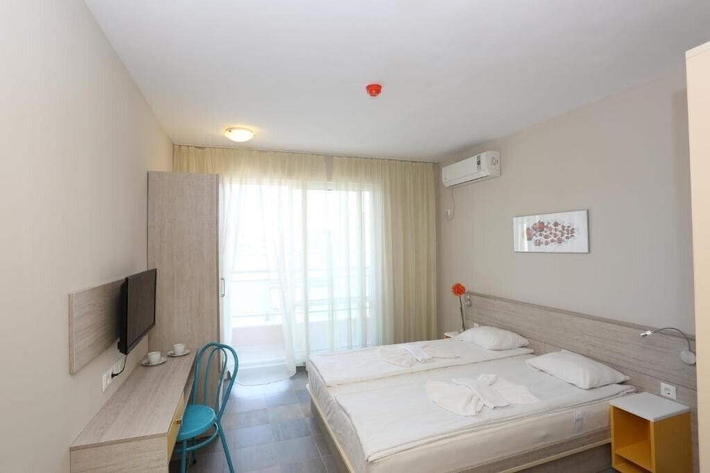 Фото Sunny Residence Apart 3*