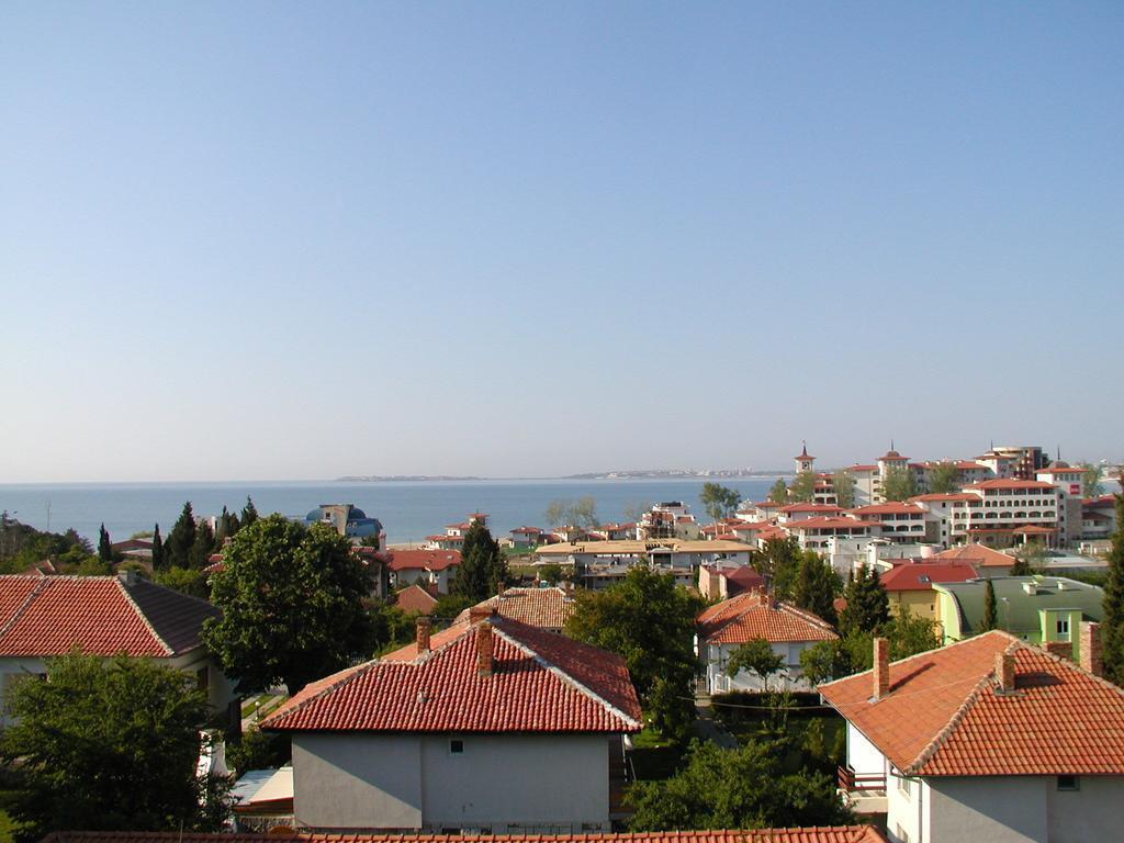 Отель Augusta 2*