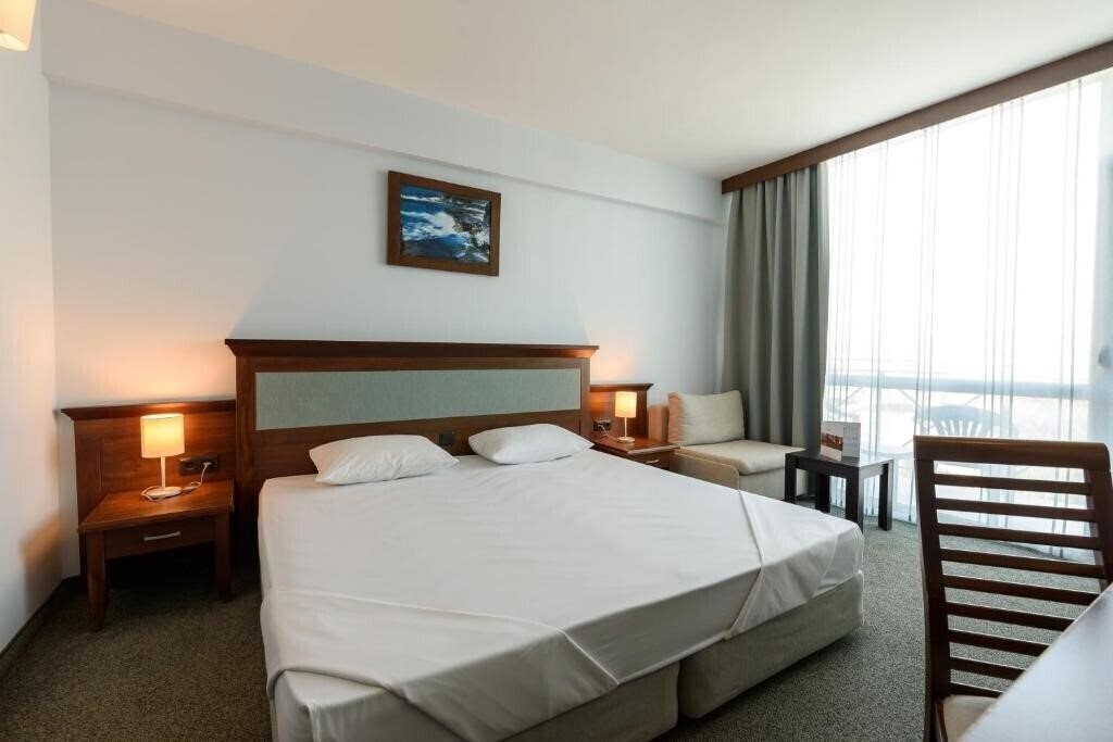 Фото Lion Sunny Beach 4*