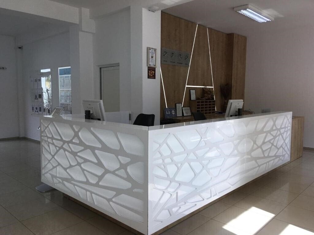 Фото Silver Springs hotel & apartments 3*