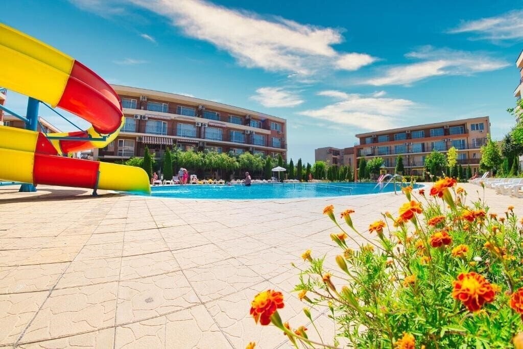 Фото Holiday & Orchid Fort Golf Club 3*