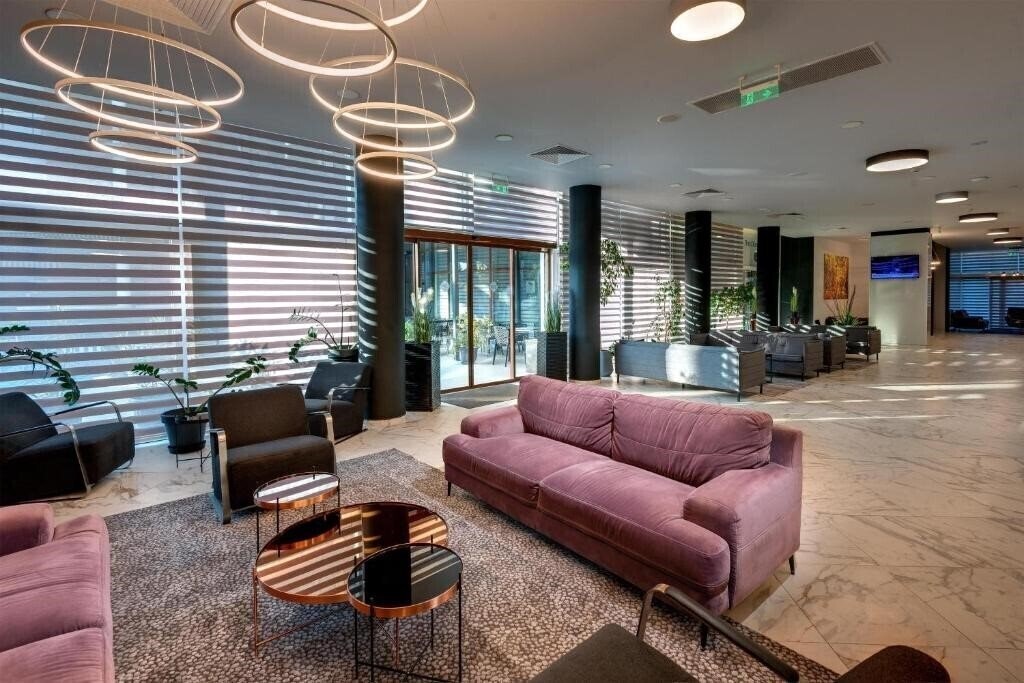 Фотография Best Western Plus Premium Inn 4*
