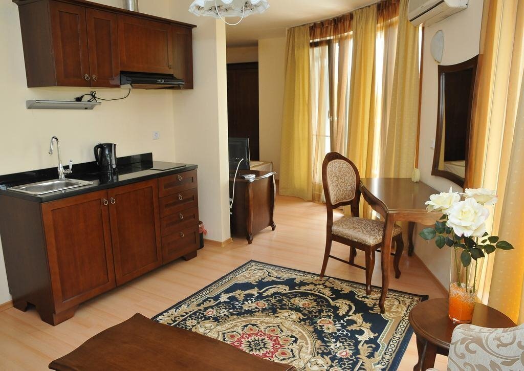 Отель Mida Apart 3*