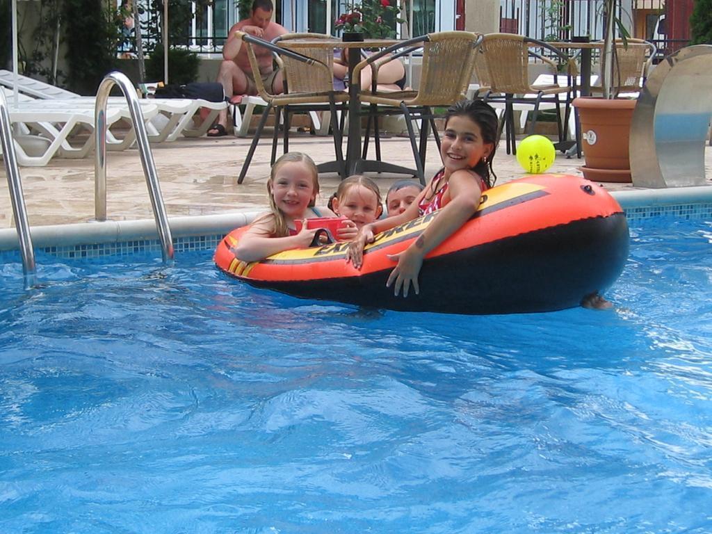 Зображення L & B (ex. L&b) 3*