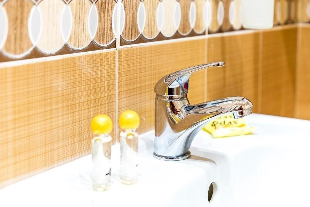 Фотографія Admiral Plaza Hotel 3*