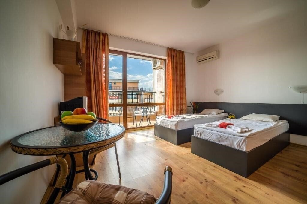 Картинка Step Hotel 3*
