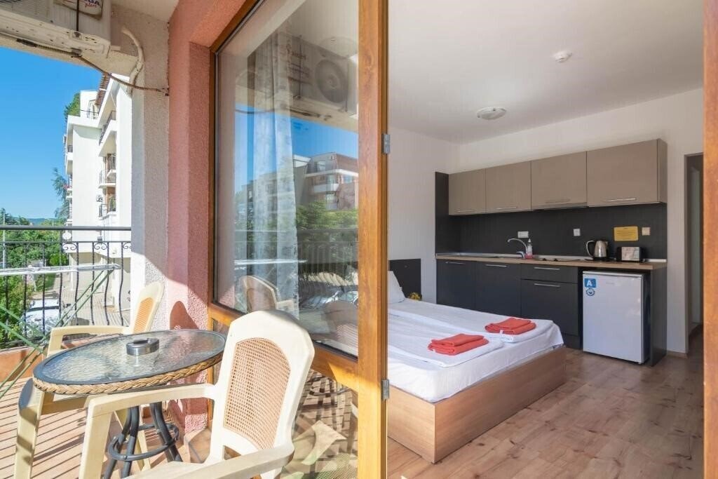 Картинка Step Hotel 3*