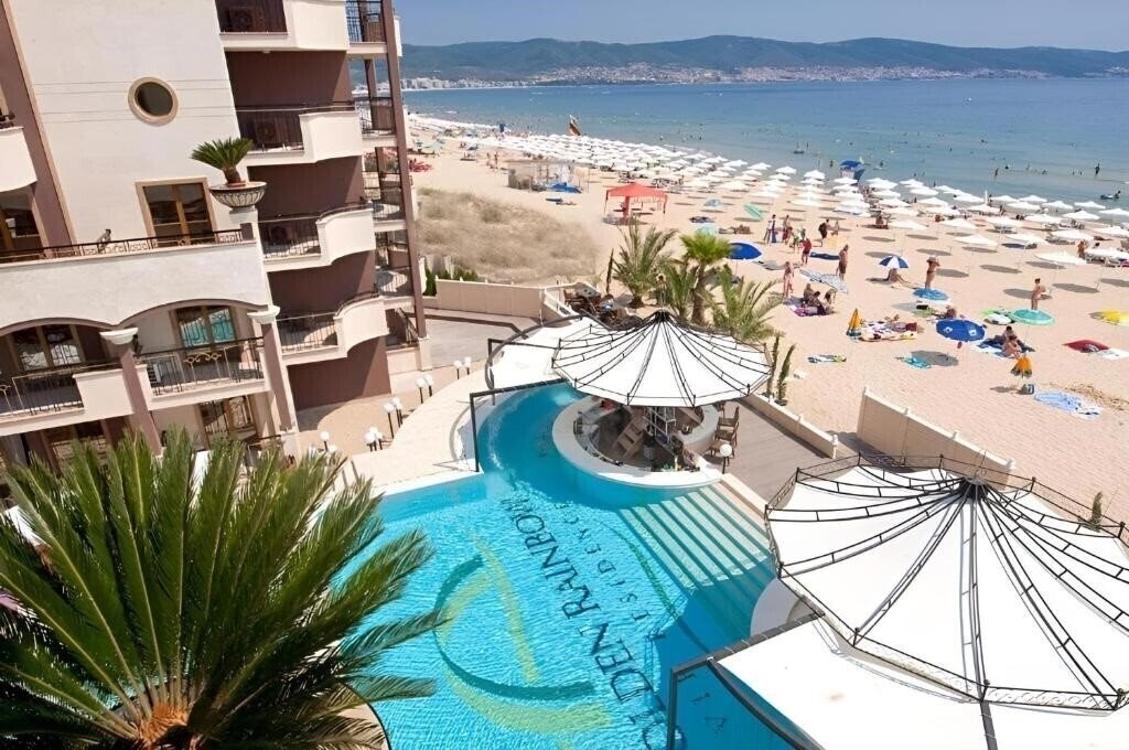 Готель Golden Ina Rumba Beach 3*