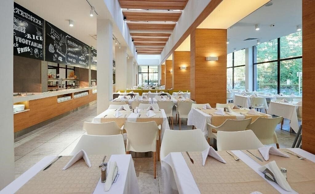 Фотографія Hotel Laguna Park (ex. Laguna Park & Aqua Club) 4*