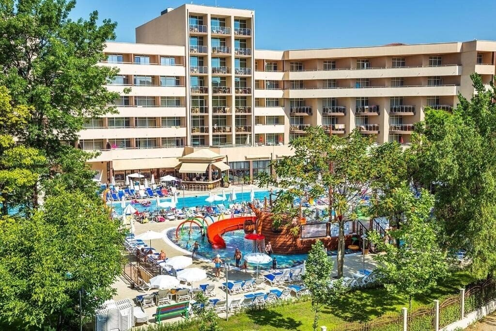 Отель Laguna Park & Aqua Club 4*